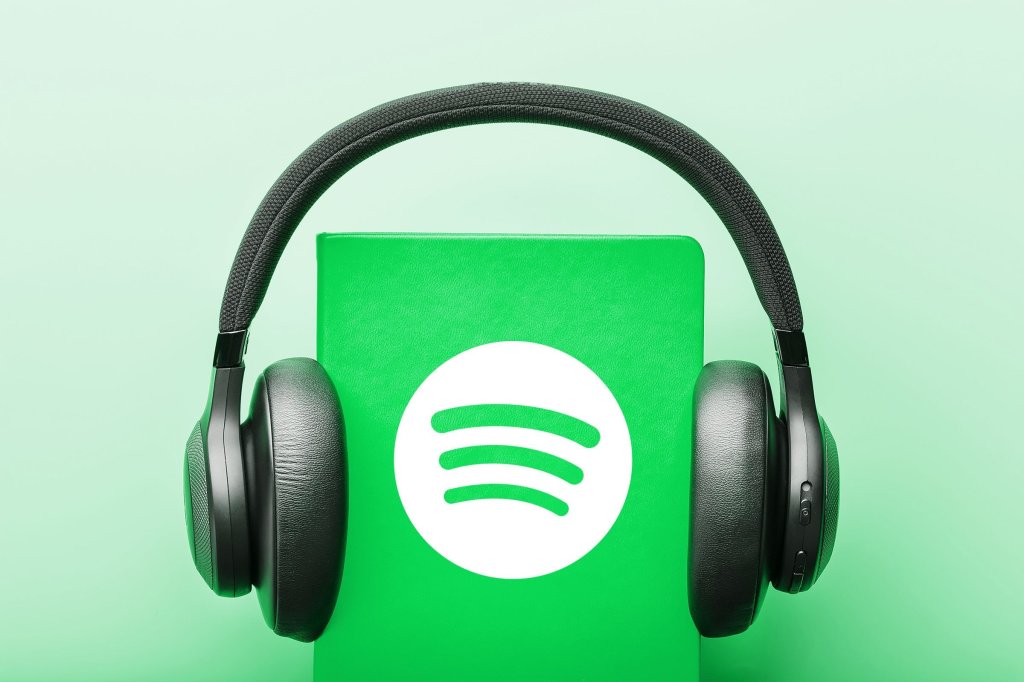 How to listen to 4 audiobooks with your 15 free hours per on Spotify&nbsp;Premium